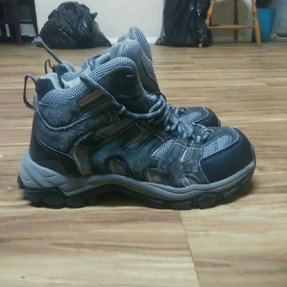 Womens Mids Hiking Boots